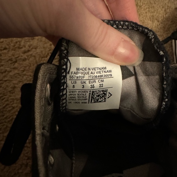 Black Chuck Taylor Converse Women’s Size 5 - Picture 4 of 4